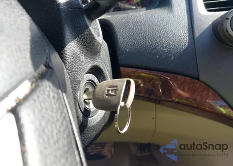 2012 Honda Accord 3.5 Ex z USA, uszkodzony, nr VIN 1HGCP3F76CA001930